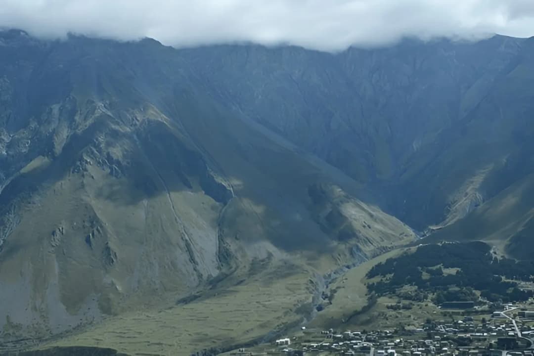 Sadzele Peak