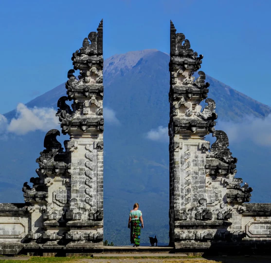 Bali’s Romantic Magic with Island Cruises, Temples & Sunsets
